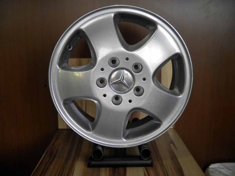Порошкове фарбування дисків Mercedes A-class в хром з металликом